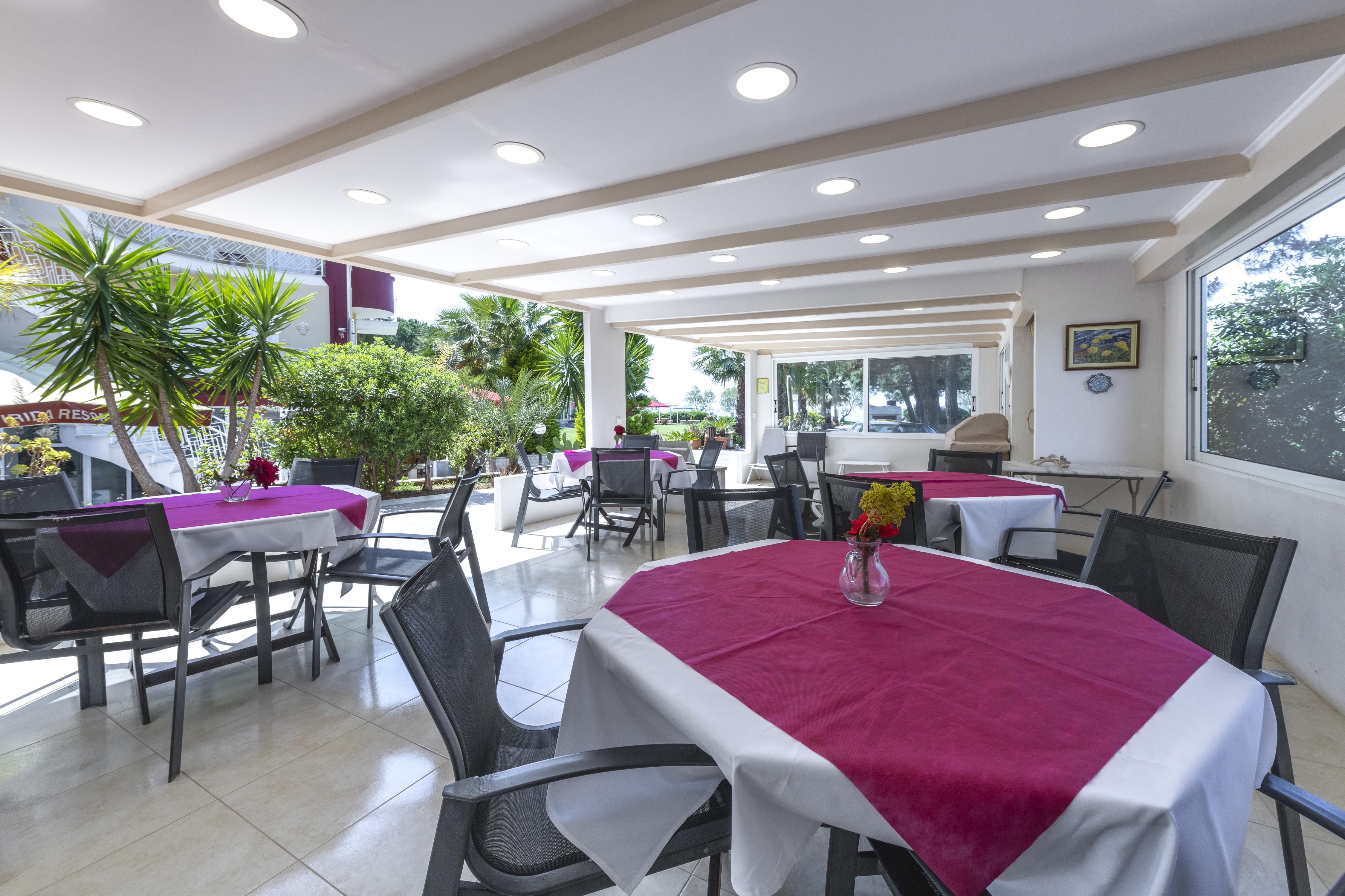 Irida Beach Resort Suites Kyparissia Luaran gambar